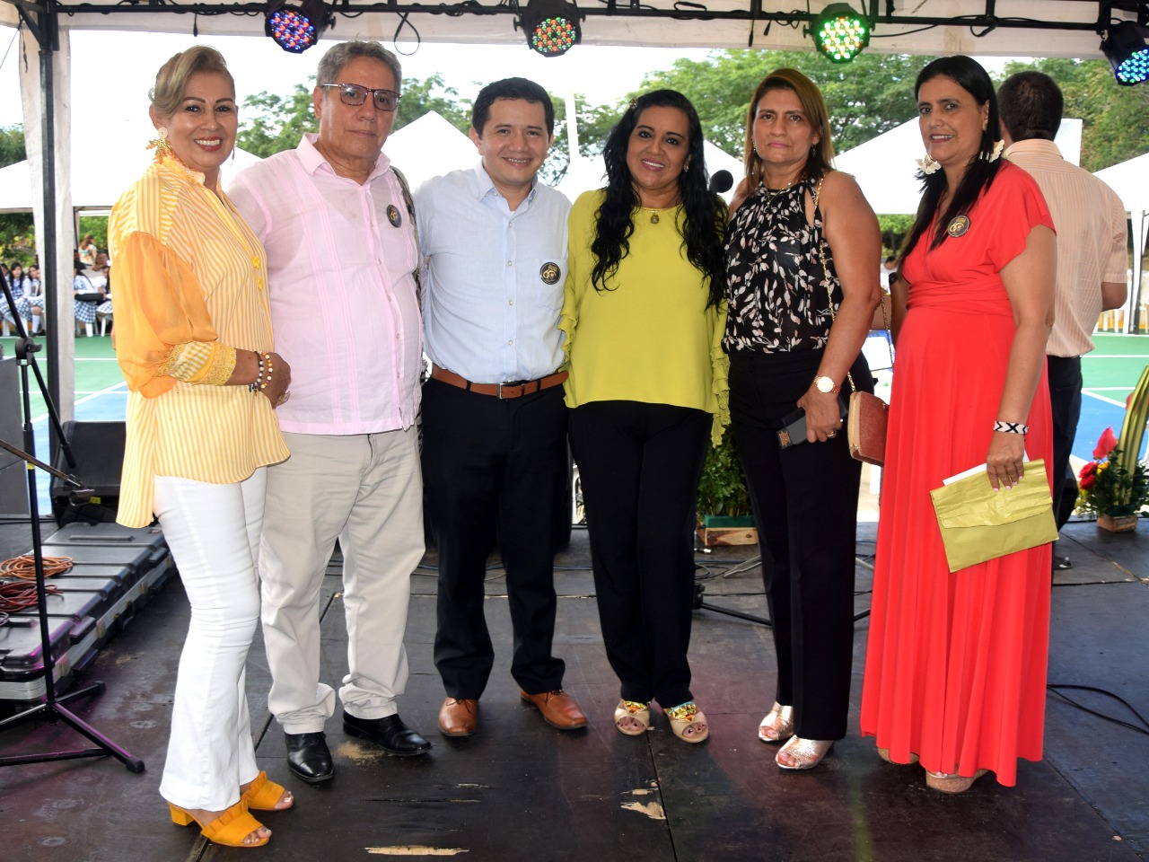 Danny Sánchez, Jairo Losada, Alfredo Vargas, secretario de Educación de Neiva; Luz Dary Torres, Ana Patricia Polanía y Adelaida Cuenca, presidenta ADIH.